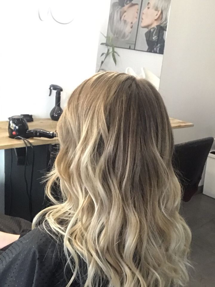 Balayage, coupe et brushing, réalisation du salon